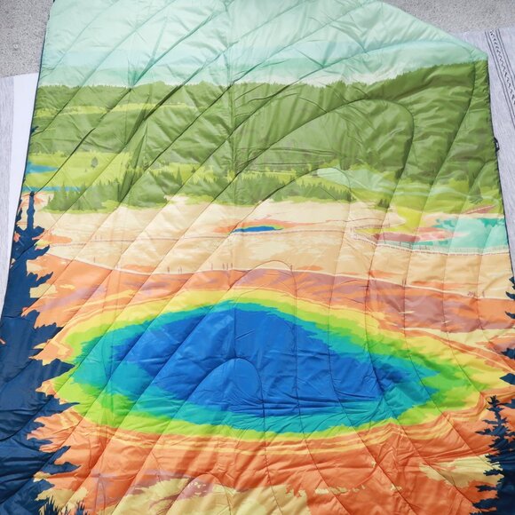NEW Rumpl Original Puffy National Park Blanket - Yellowstone - Picture 6 of 7